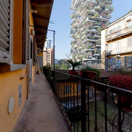 Luxury Apartment In Isola - De Castillia 20 Milan Exterior photo